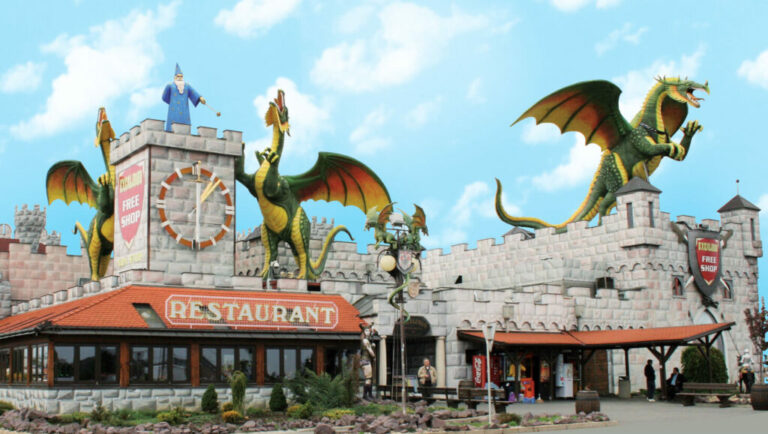 hrad2012-patched-min-1-1024x579