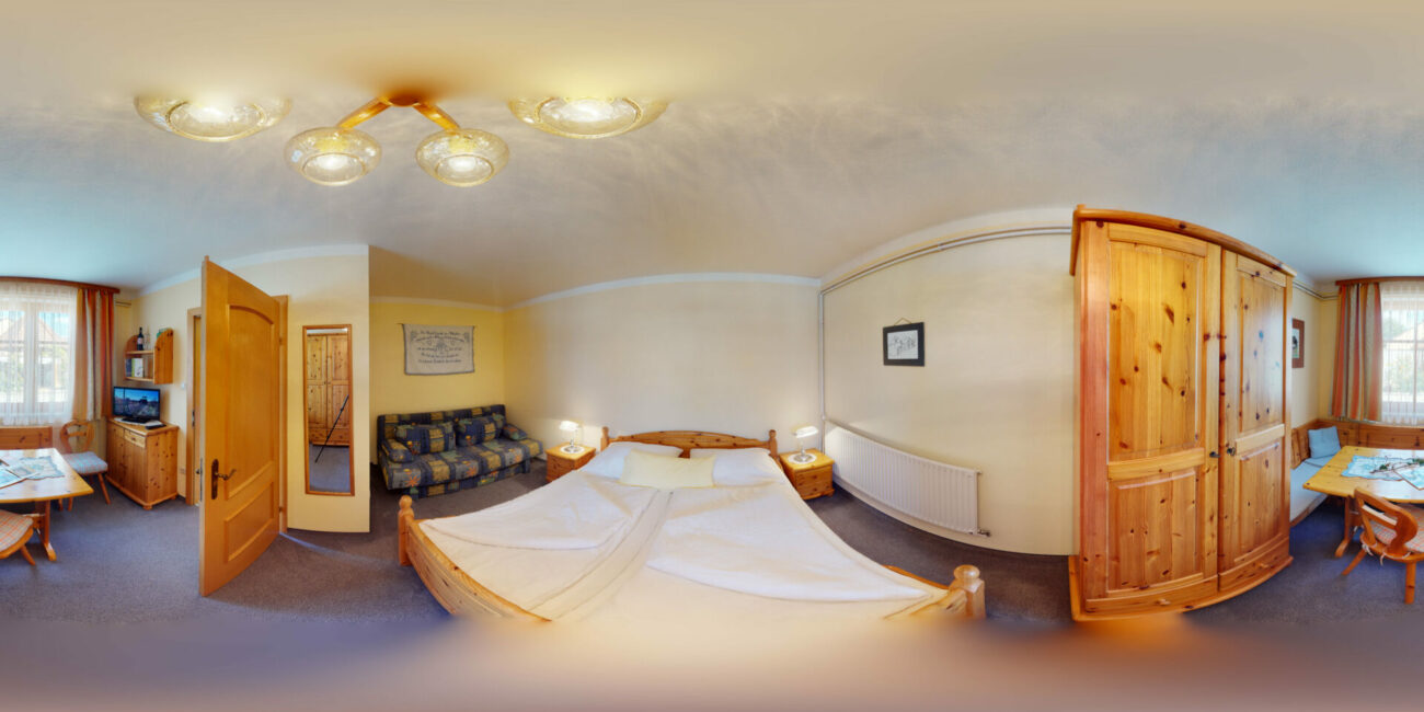 Weingut-Zimmervermietung-Kahrer-08232022_163145